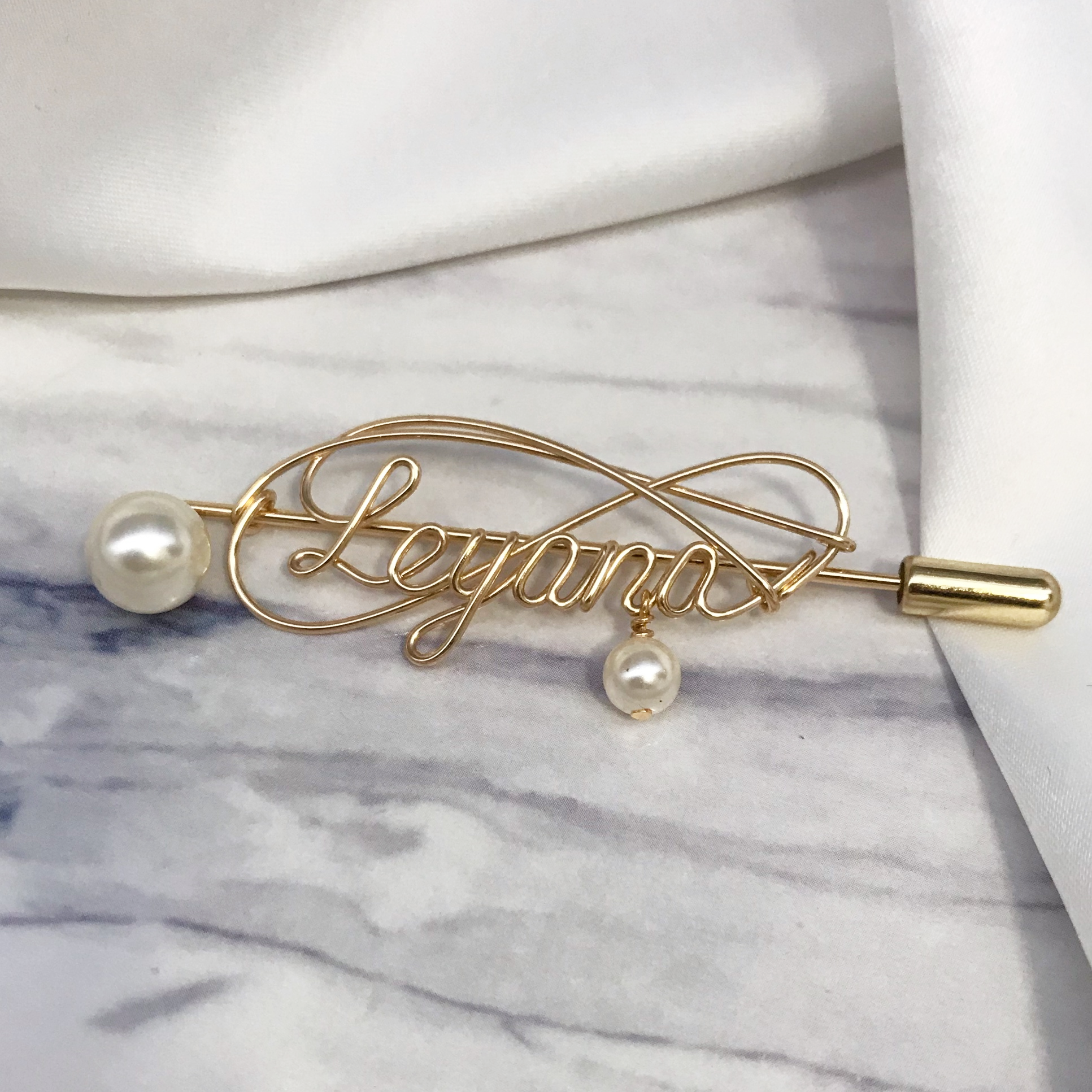 Personalized Wire Name Brooch With Pearl - Lollimix 