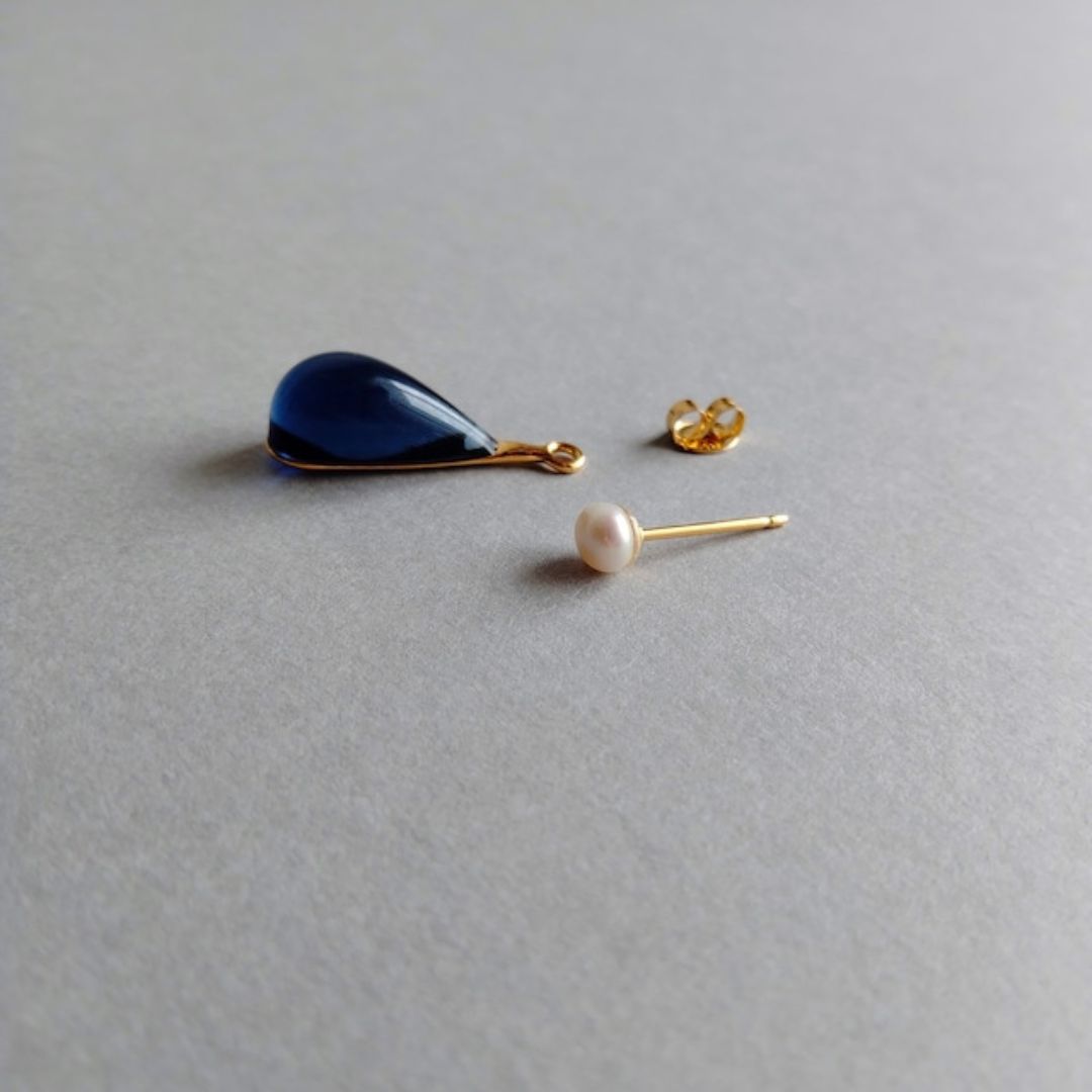 Japanese Artist handcrafted Teardrop Glass Drop earrings made with 23K gold vermeil and natural pearl.