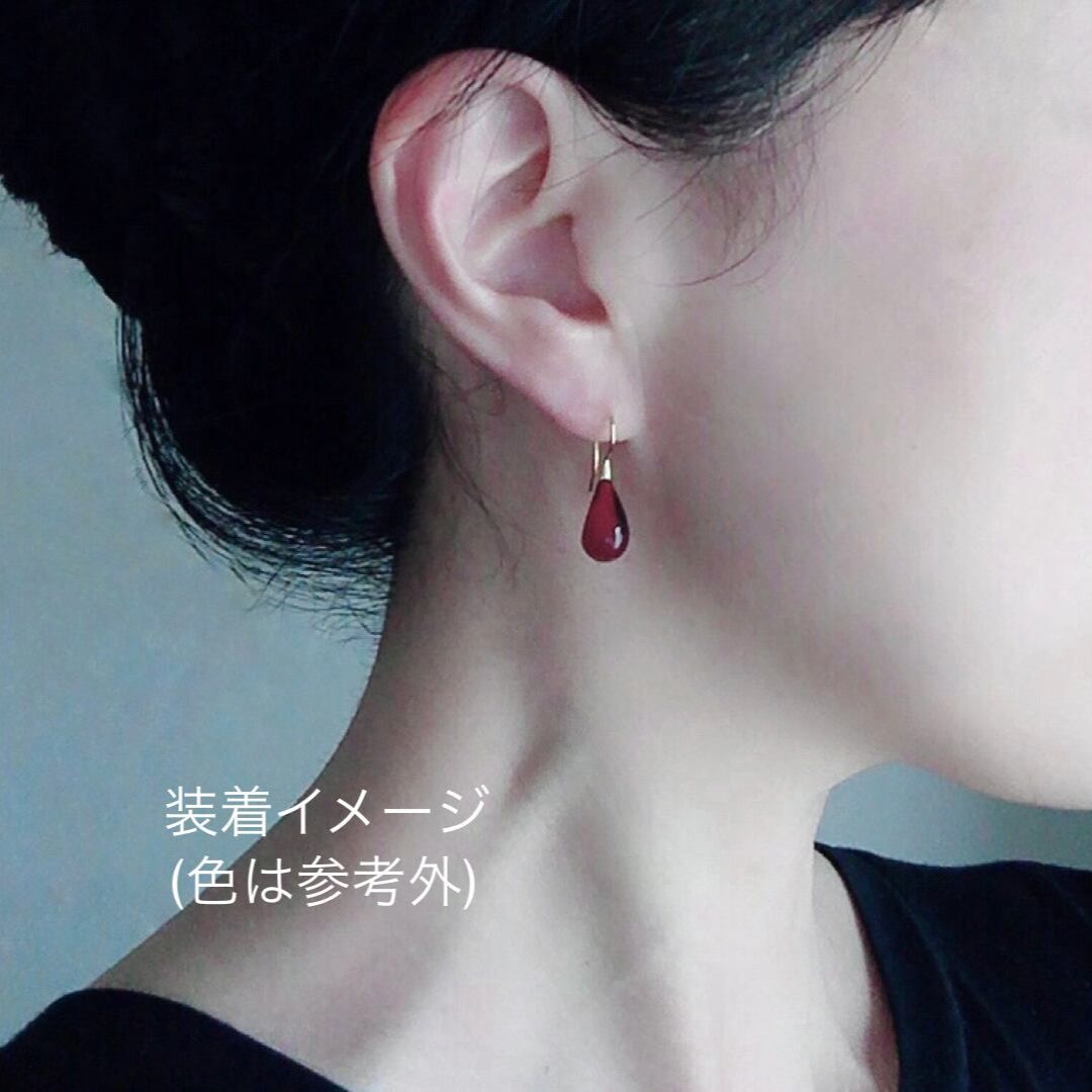 Japan Designer brand Knap handmade jewelry handcrafted teardrop glass stud earrings olive green.