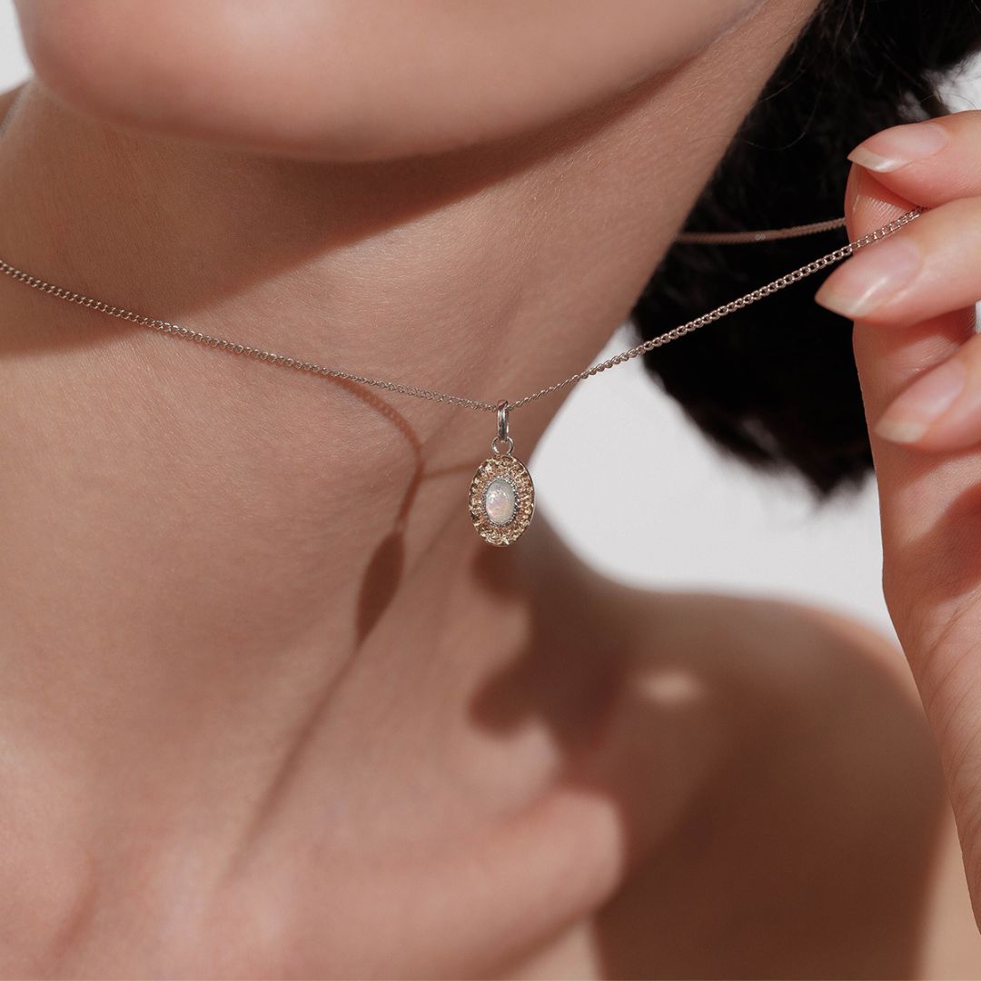 Vintage opal pendant necklace, Rococo-inspired necklace, Oval opal necklace, Rococo jewelry, Timeless opal pendant, Opal and gold necklace, Matching opal jewelry set, Opal gemstone pendant, Elegant opal jewelry.