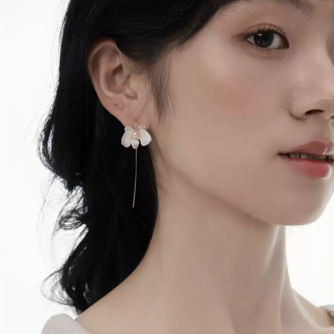 Sculptural Orchid Wire Drop Exquisite Matte S925 Silver Freshwater Pearl Earrings elongation effect on neck - model-look-2